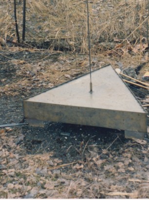 klanginstrument-fertig-300-x120-x-120-cm-eisen-herrenholz-1986